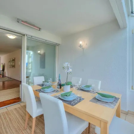 Residenza Parco Carona - Happy 盧加諾