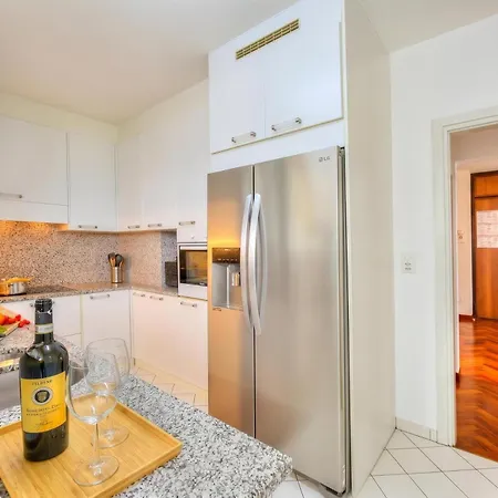 Apartment Residenza Parco Carona - Happy Lugano
