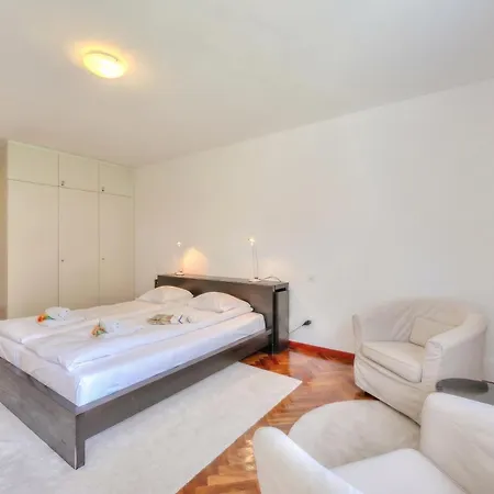 Residenza Parco Carona - Happy Apartment *